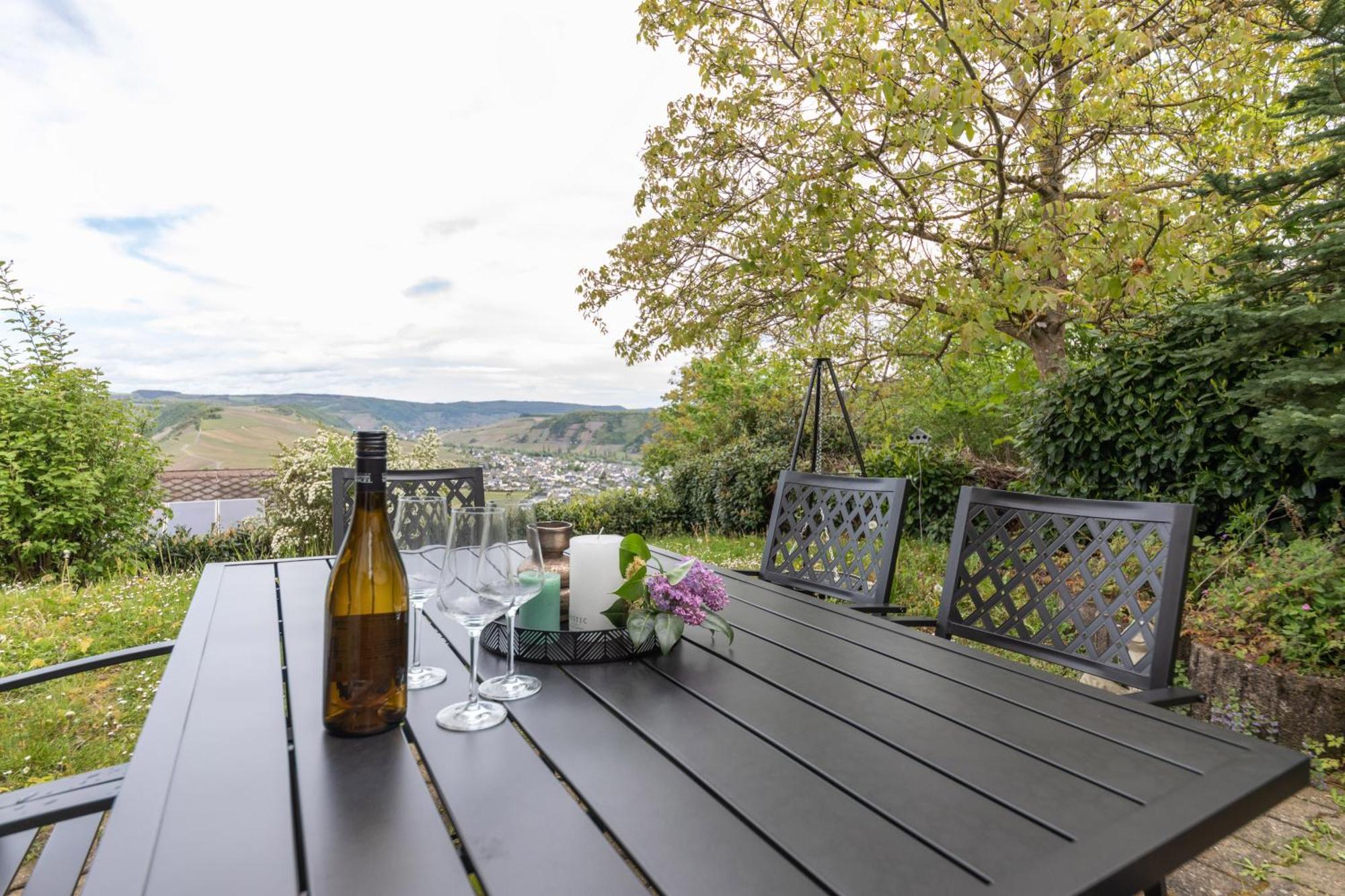 Cozy II Luxurioes Moselview Terrasse Garten Netflix 라이웬 외부 사진